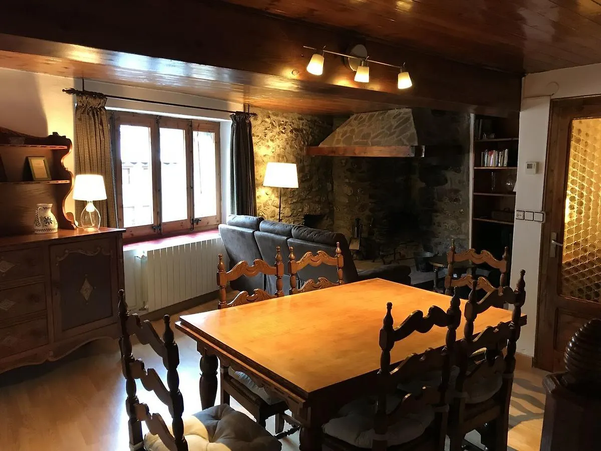 Apartaments Can Bundanci Setcases Apartment