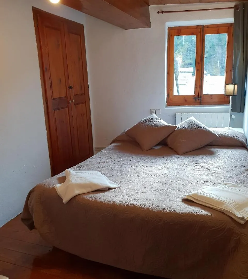 Apartment Apartaments Can Bundanci Setcases Spain
