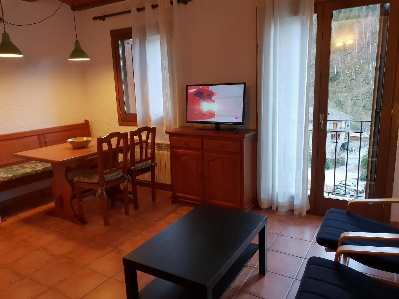 Apartaments Can Bundanci Setcases 0*,  Spain