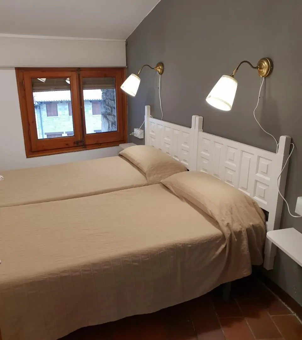 Apartaments Can Bundanci Setcases 0*,