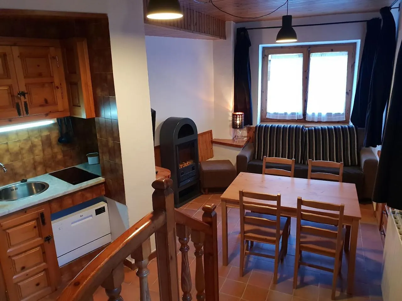 Apartaments Can Bundanci Setcases 0*,  Spain